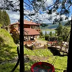 Къща за гости Hills - сърница Orlino