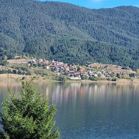 Hills - с храна Vendégház