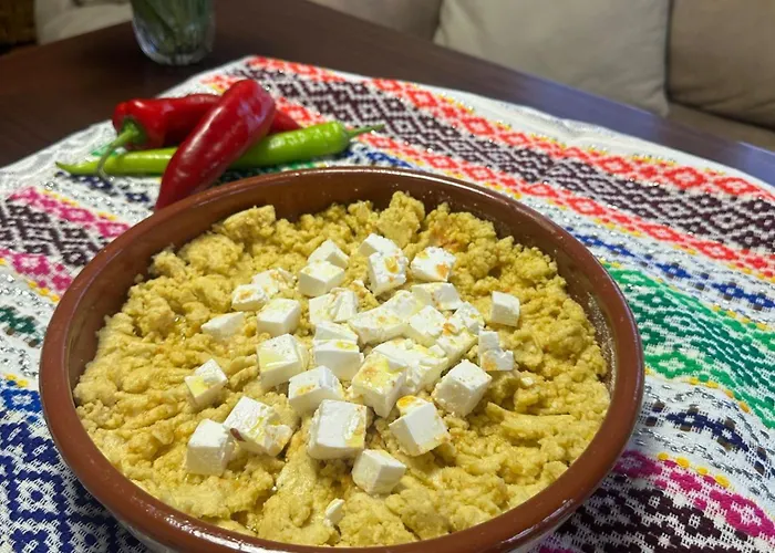 Hills - с храна Guest house Orlino