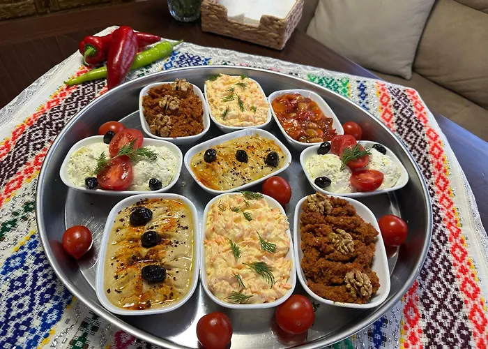 Hills - с храна 3* Orlino