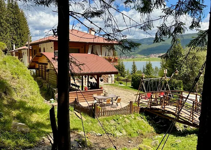 Guest house Hills - с храна Orlino